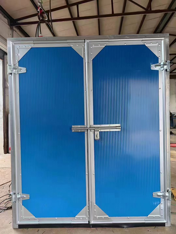 泾川工业平开门