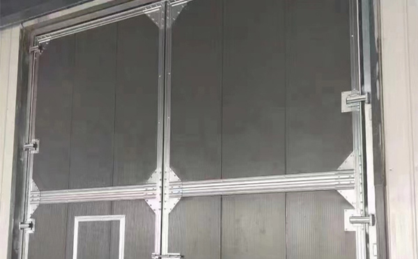 泾川兰州厂房工业门选购与使用指南：打造高效安全的生产环境