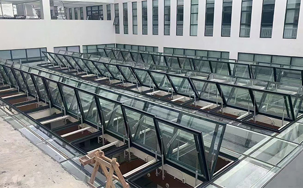 百安科技有限公司近期泾川排烟窗项目案例分享 百安科技有限公司近期泾川排烟窗项目案例分享