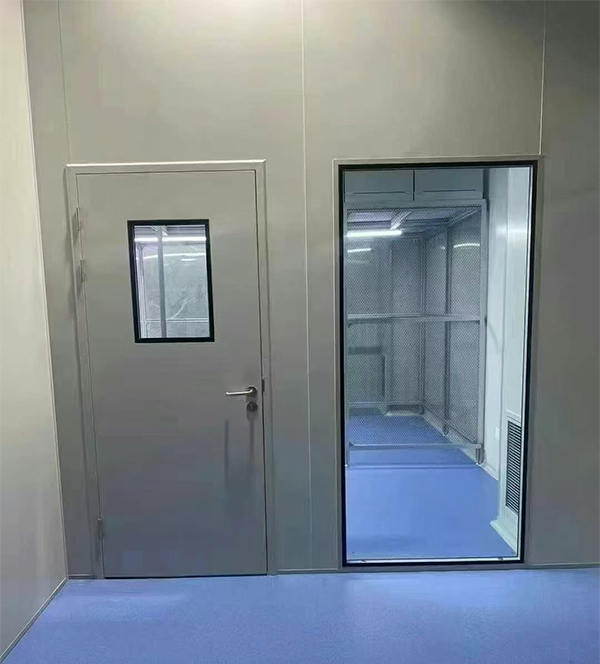 学校教学楼完成泾川防火门标准化安装